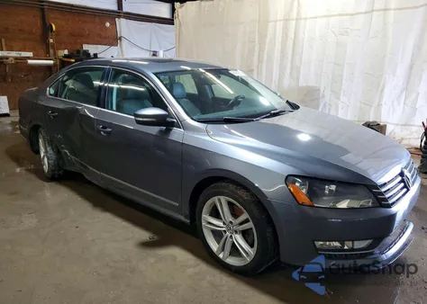 2013 Volkswagen Passat Sel z USA, uszkodzony, nr VIN 1VWCN7A37DC114305